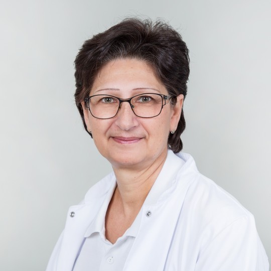  Dr. med. Sabine Stöbe