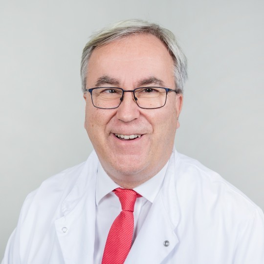 Chefarzt Interventionelle Kardiologie & Angiologie PD Dr. med. Wolfgang Bocksch