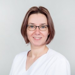  Dr. medic Alina Ioana Ene